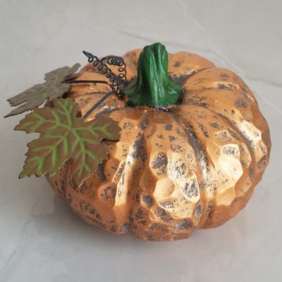 Set Of 2 Hammered Metal Look Pumpkins For FALL! - Picture 3 of 5